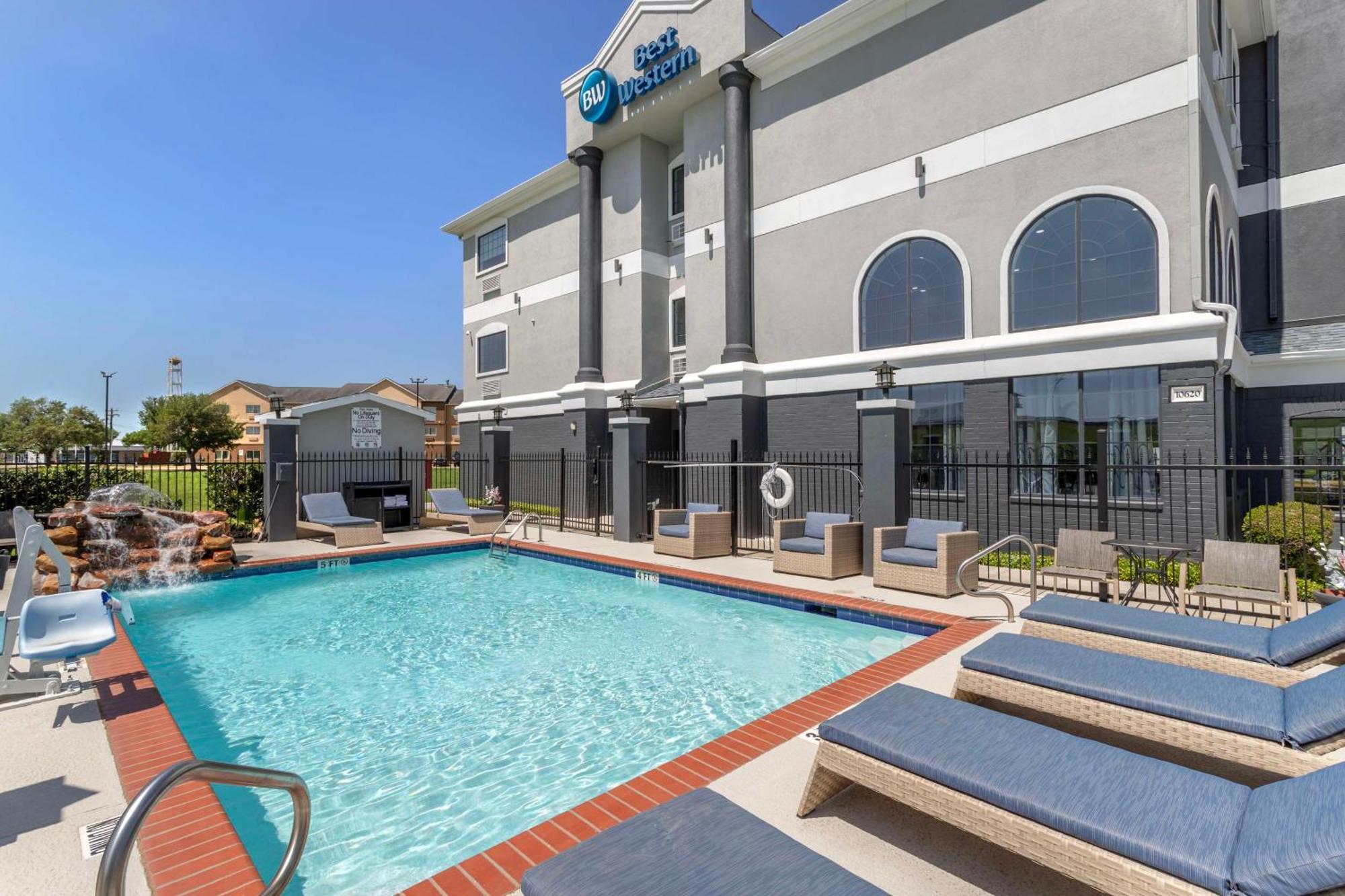 Surestay Plus By Best Western Texas City I-45 Exterior foto